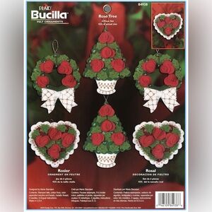 Bucilla Rose Tree Felt Ornaments Kit - Red and Green